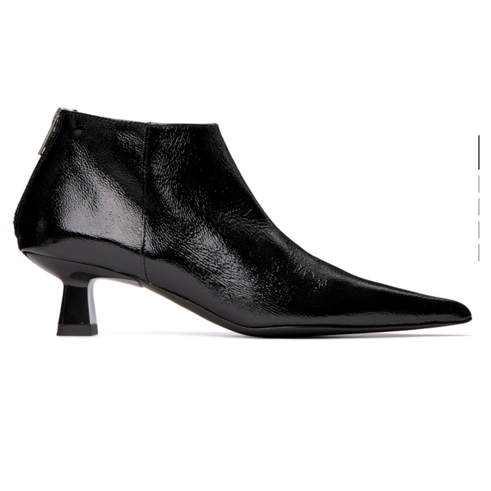 Ganni pointed toe kitten heel black boots booties